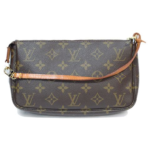 louis vuitton small clutch